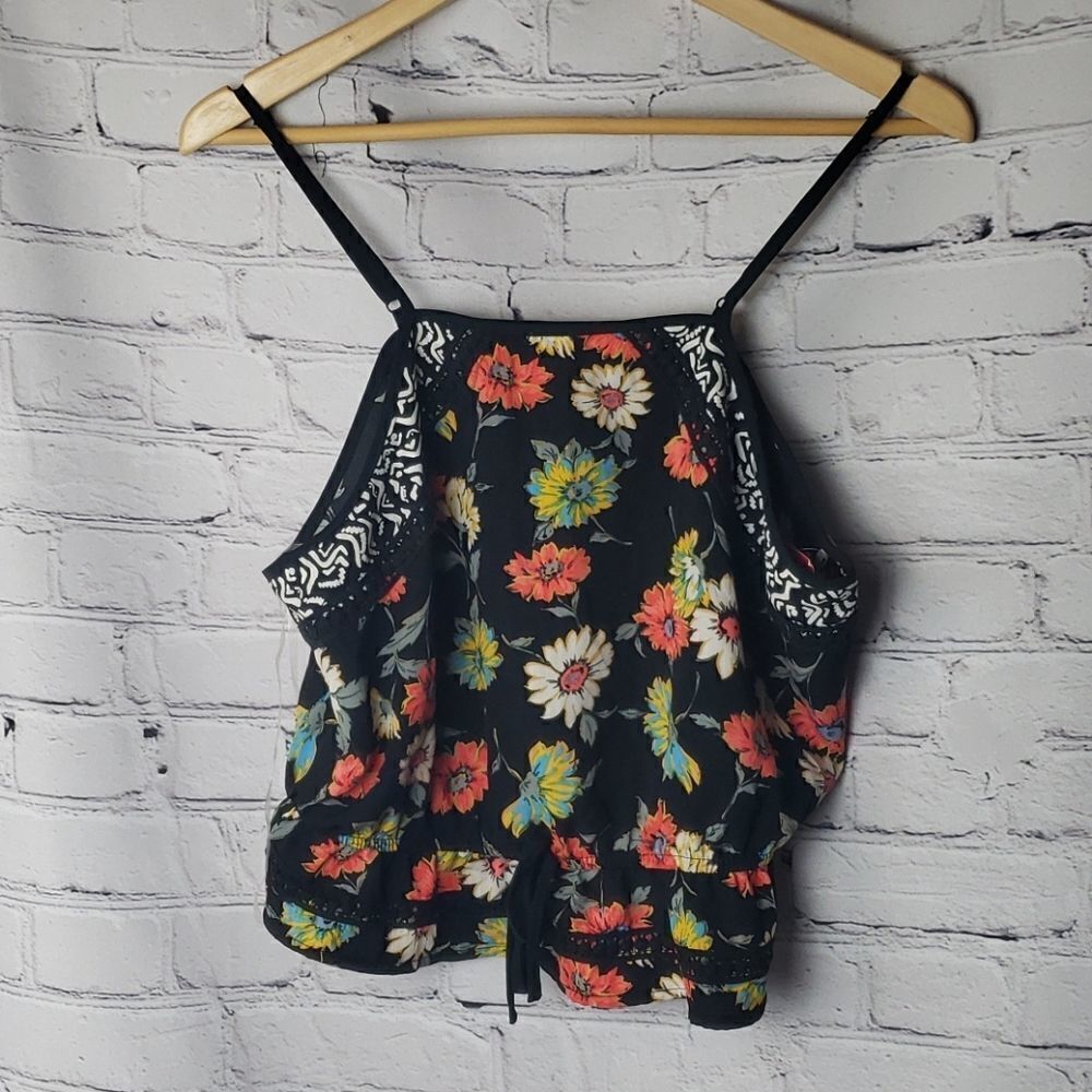 Xhilaration Floral Black Tank